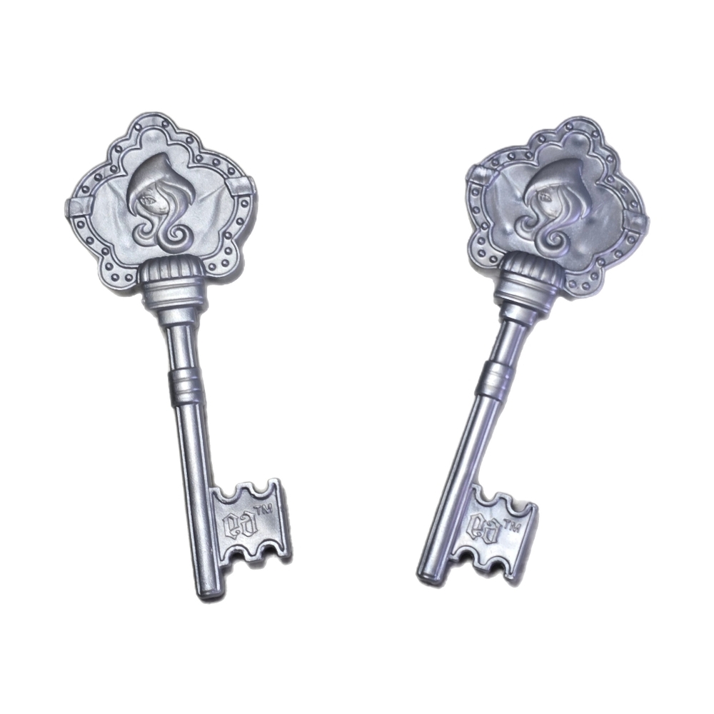 Ever After High Raven Queen Legacy Day Silver Key Shaped Brush Lot Of 2